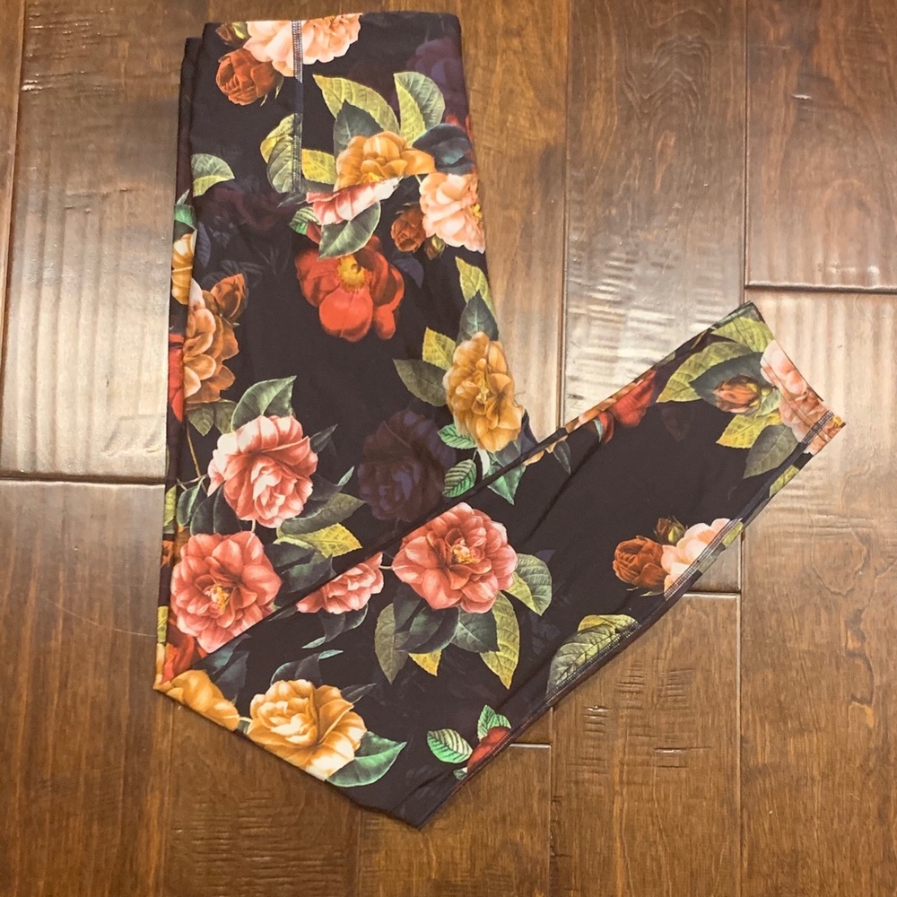 Running Bare Floral Leggings - Multicolor